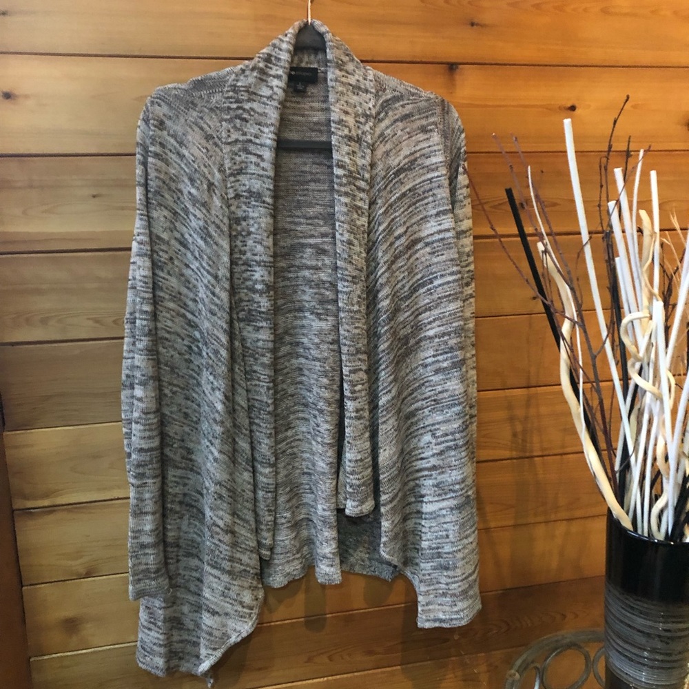 Women’s sweater jacket